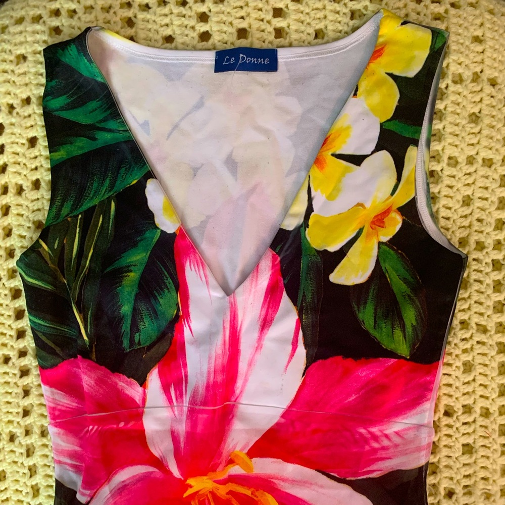 LE Donne Brazilian Made Floral Sleeveless Top - Pink and Green